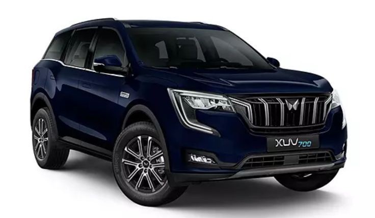 XUV700